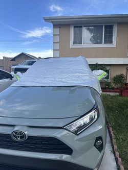 Universal Winter Windshield Cover