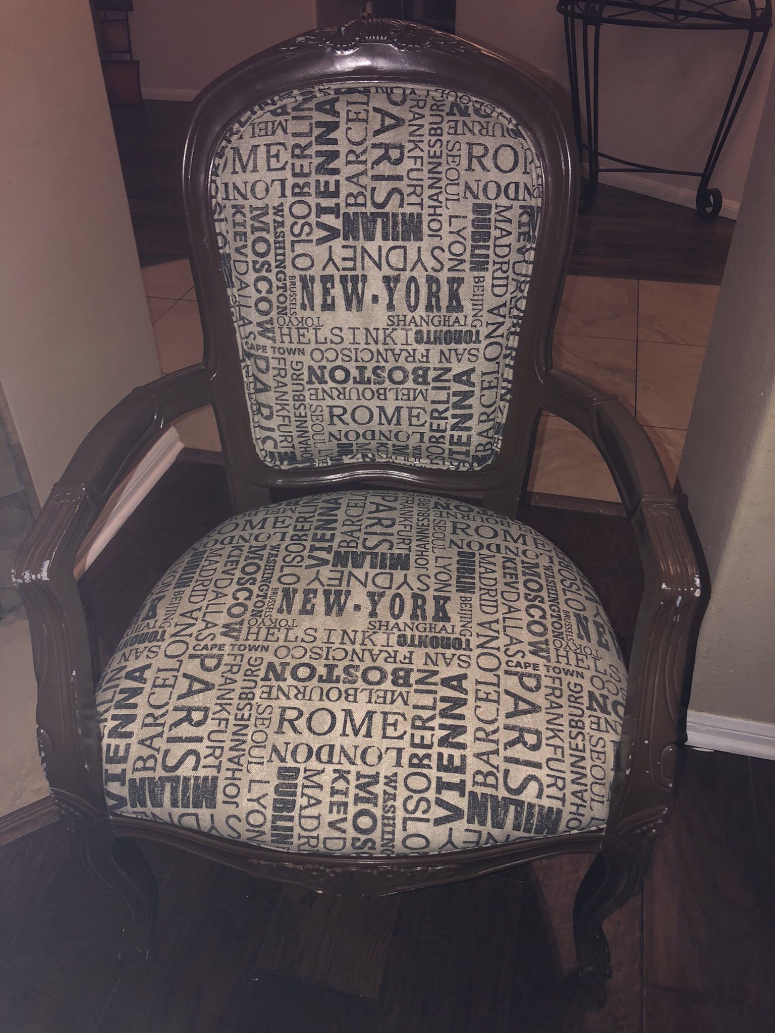 $50, 2 Chairs For End Table