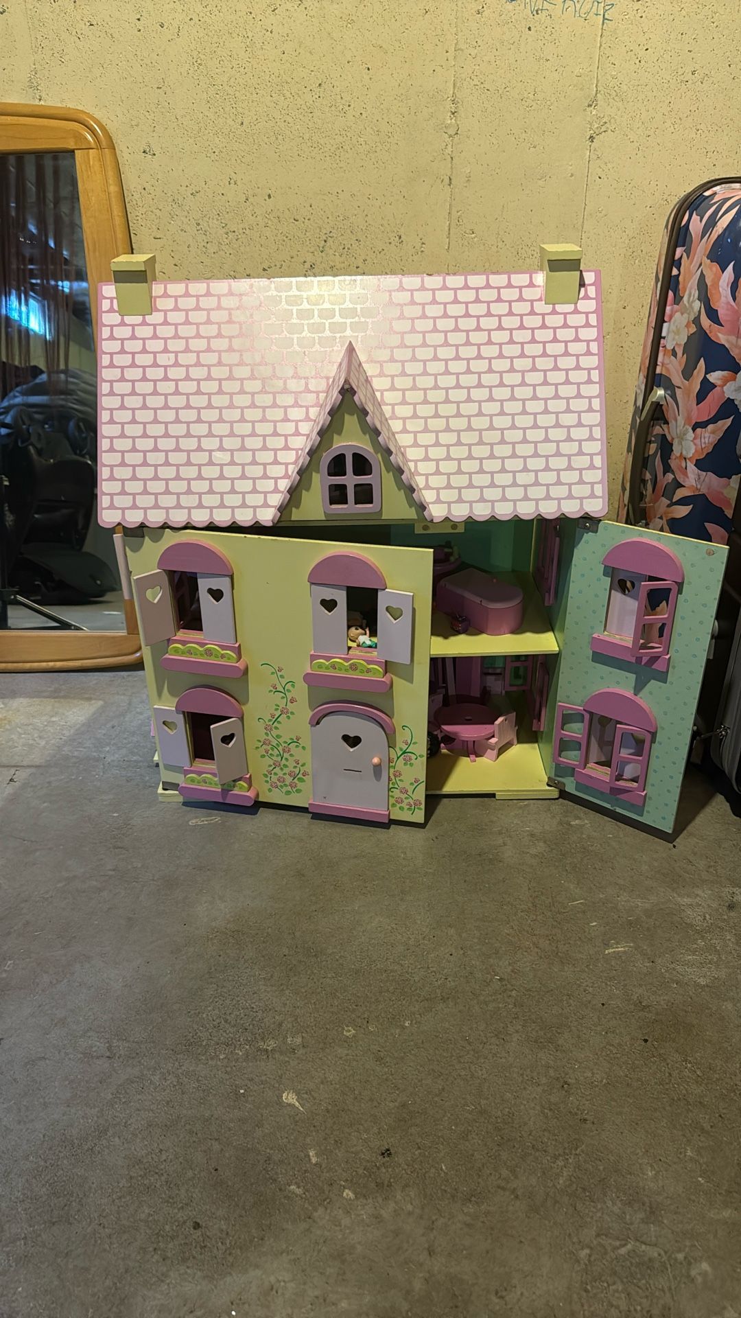 Doll House