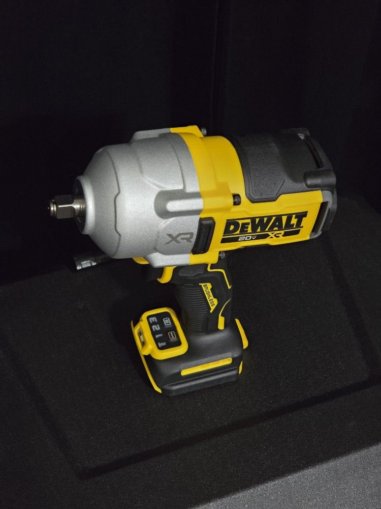 Dewalt 20v XR Impact Wrench