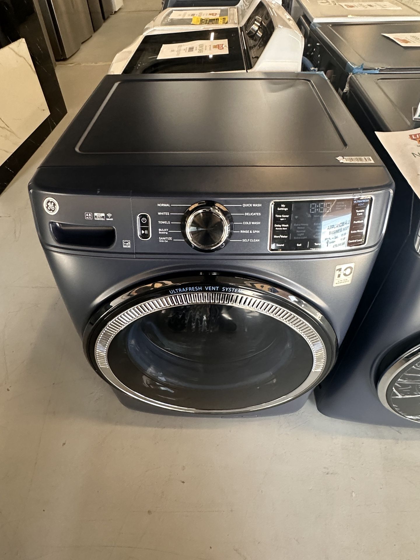 GE Front Load Washer (GFW550SPR5RS)