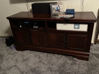 Tv cabinet