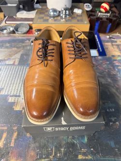 Dress shoes