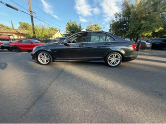 2012 Mercedes-Benz C250 Sport