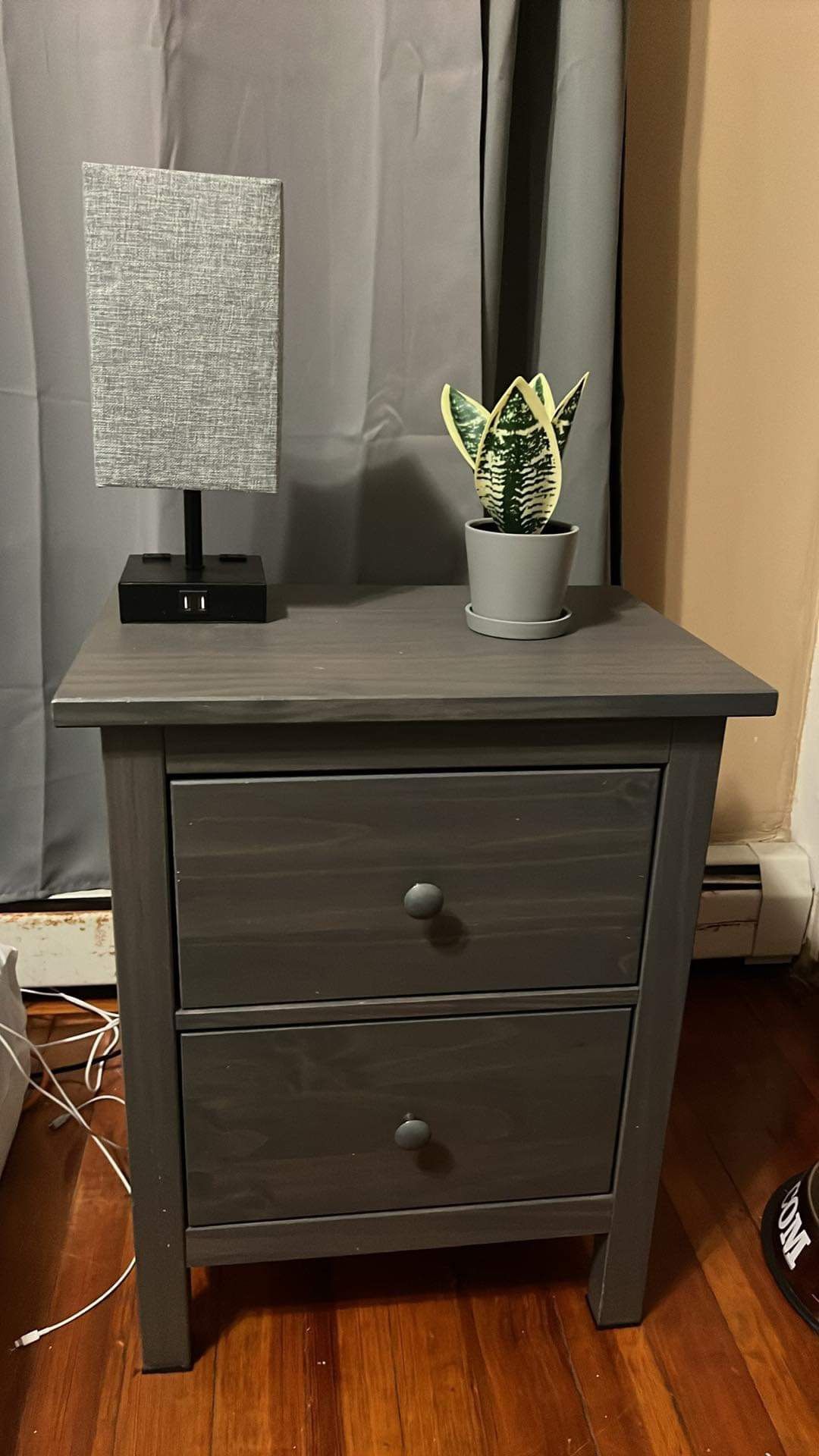 Nightstand 