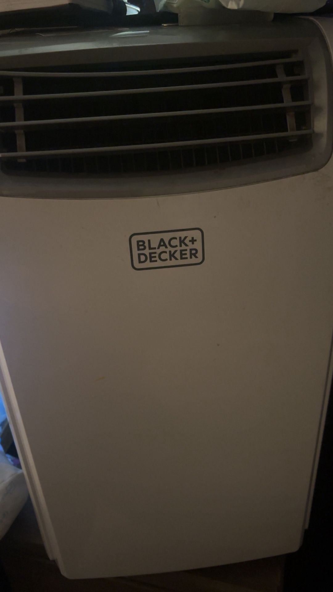 Black Decker ac And Heat 12000 BTU 