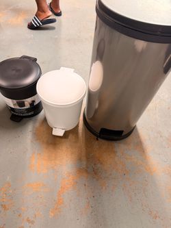 3 trash bins