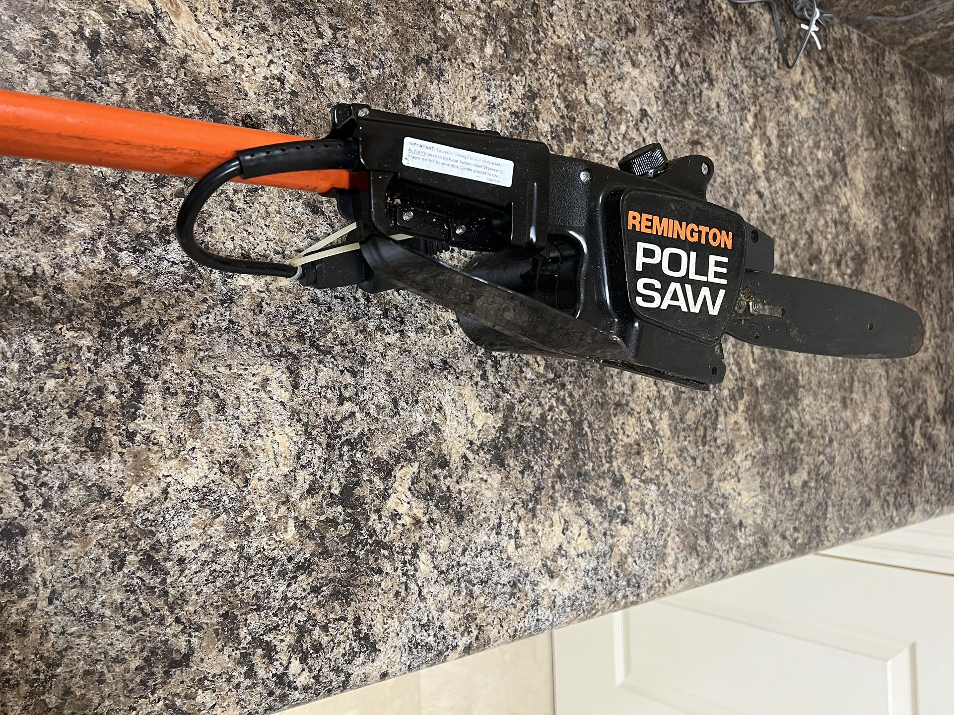 CHAIN SAW POLE SAW - REMINGTON