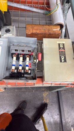 Electrical box switch