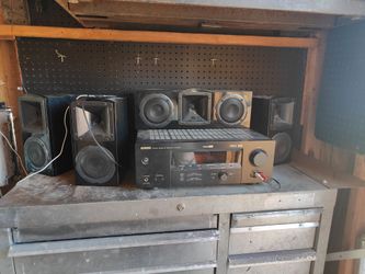 Yamaha AV receiver+speakers