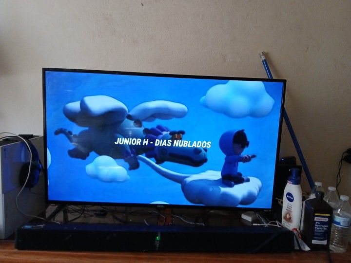 Roku Tv 43in