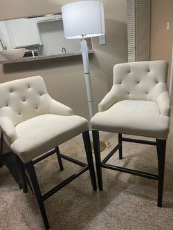 Set of 2 Tufted Upholstered Bar Stools