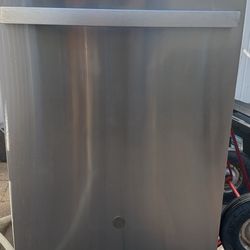 GE Stainless steel dishwasher