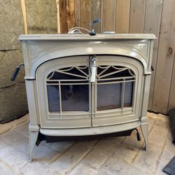 Vermont Castings Defiant Encore Wood Stove 1986