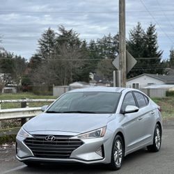 2019 HYUNDAI ELANTRA