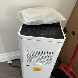 Dehumidifier 