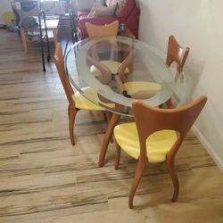 Dining room table