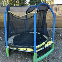 Trampoline - Toddler/little Kid