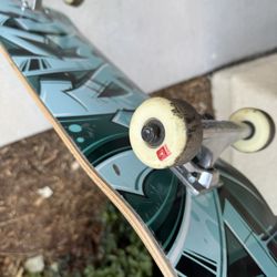 Pro Skateboard For $ell