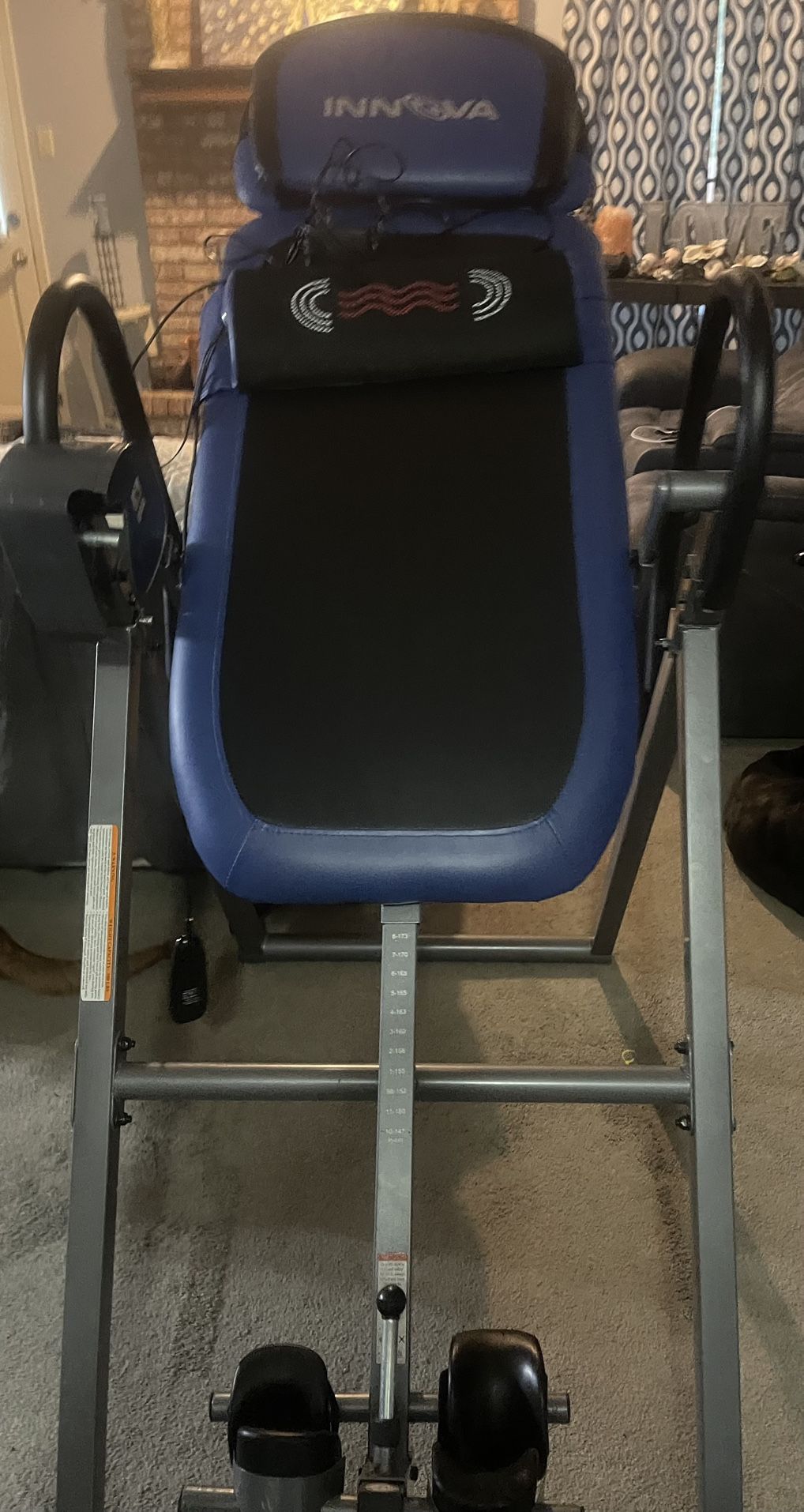 Innova inversion table