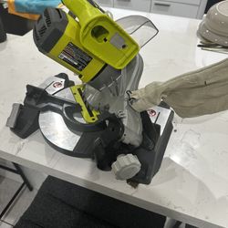 Ryobi Miter  Saw  (P552)