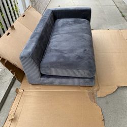 3 Pc Sectional Couch 