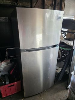 Frigidaire Refrigerator