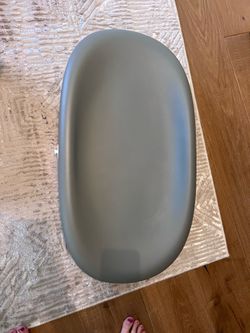Hatch grow smart changing pad and scale