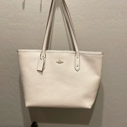 Coach Bucket Purse White