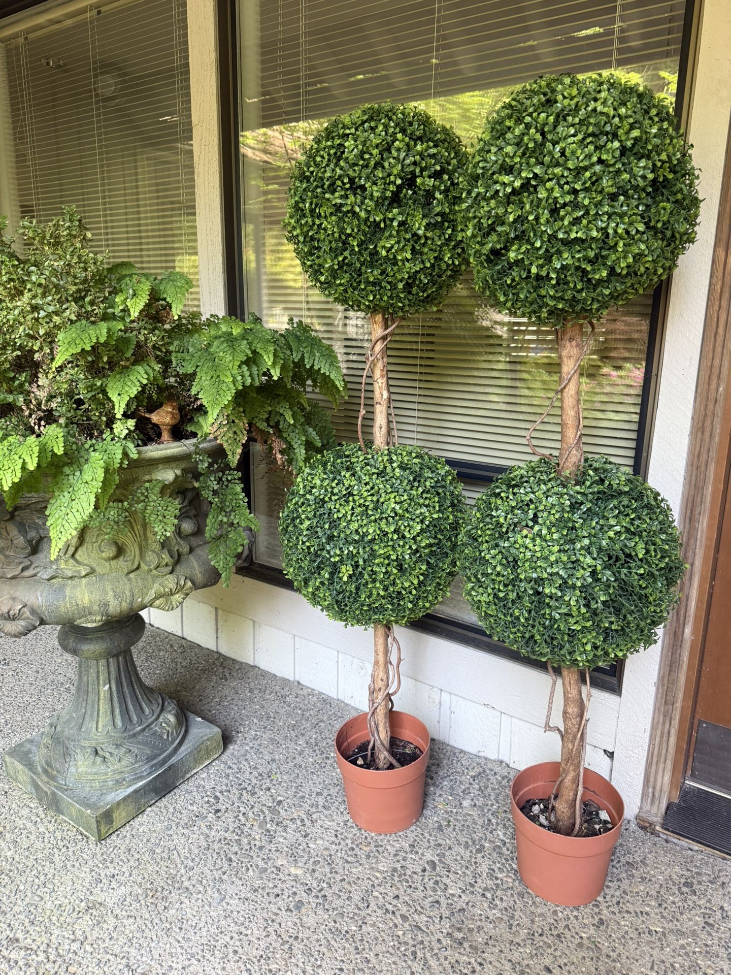Faux Artificial boxwood topiary Balls Large Set Of 2
