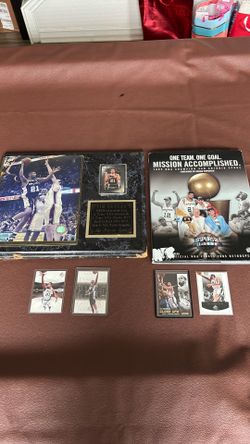 Spurs 1998 plaque 2005 book and 4 Dunkan cards