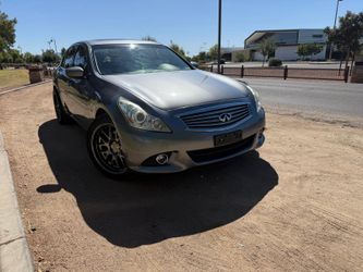 2015 Infiniti Q40