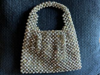 VINTAGE CRYSTAL FACETED SILVER & GOLD BEADED PURSE 