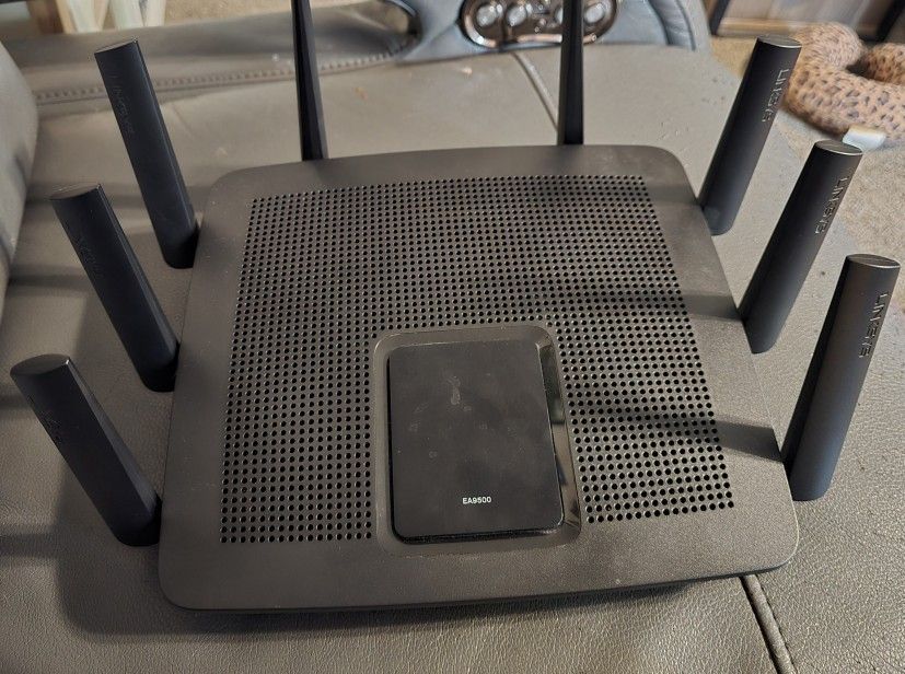 Linksys EA9500 Router