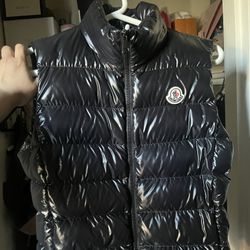Authentic MONCLER Vest 