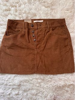 BRAND NEW/ LEVIS Icon Skirt Size- 28