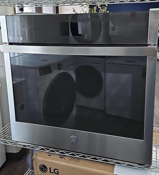 New Open Box GE Single Wall Oven