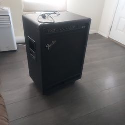 Fender BXR300C Amp