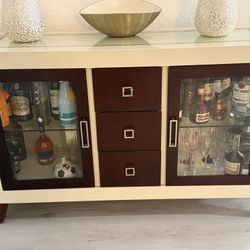 Bar Cabinet / Display Cabinet – Glass Doors & Drawers 