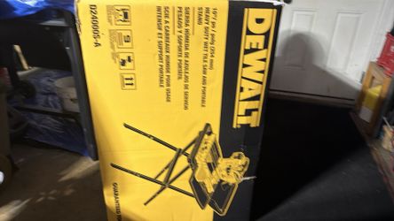 Dewalt 10” wet tile saw
