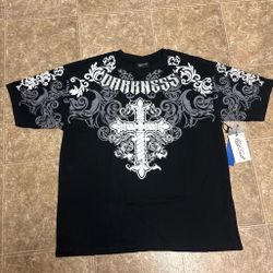 Black & white cross graphic tee with ornate swirls and the word 'DARKNESS' #gothic #y2k