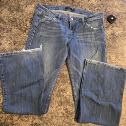 Levi's super low bootcut jeans Size 11 inseam  29