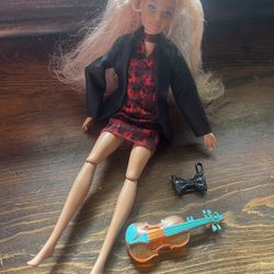 Extra Long, Blonde Hair Musician Barbie