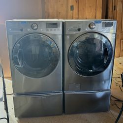 ⭐️LG Washer And Dryer With Pedestal  950/ Set ⭐️