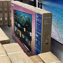 Samsung 75” QLED Q60C 4K HDR Smart Tv