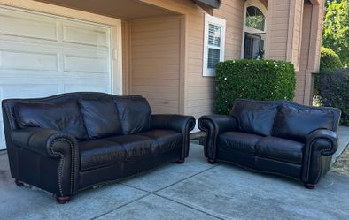 Comfy Real Leather Couch/Sofa + Loveseat | FREE DELIVERY
