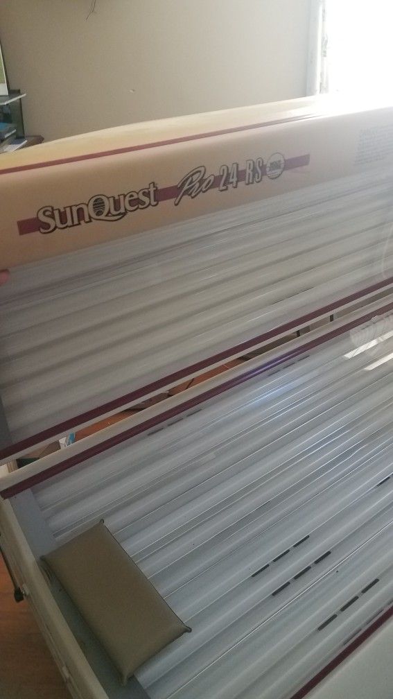 Sunquest Tanning bed