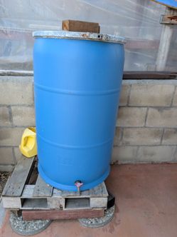55 gallon rain barrel