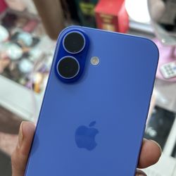 iPhone 16 Blue 