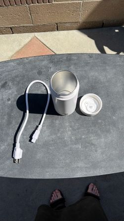 ELECTRIC KETTLE